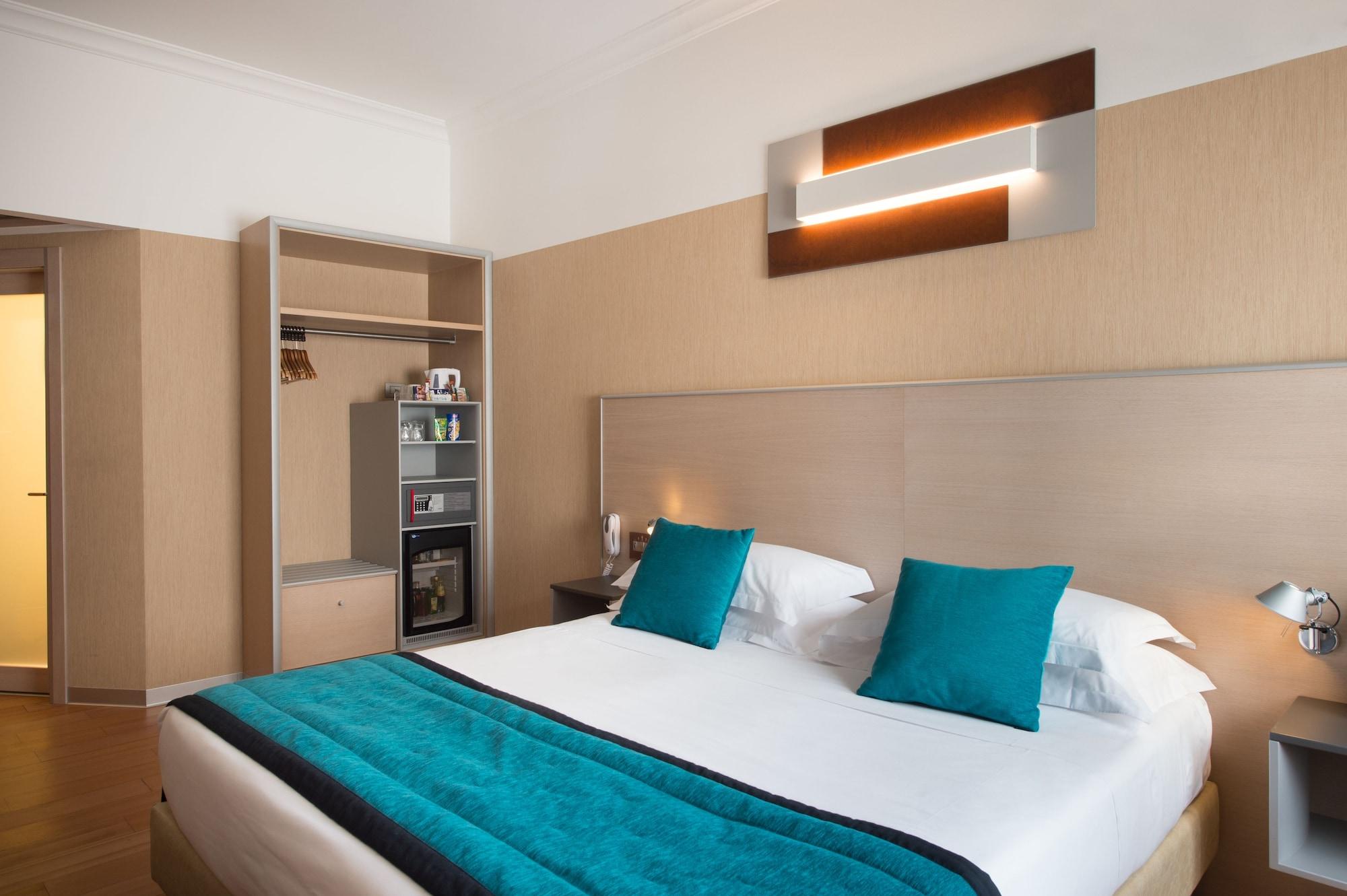 Best Western Plus City Hotel Genoa Exterior photo