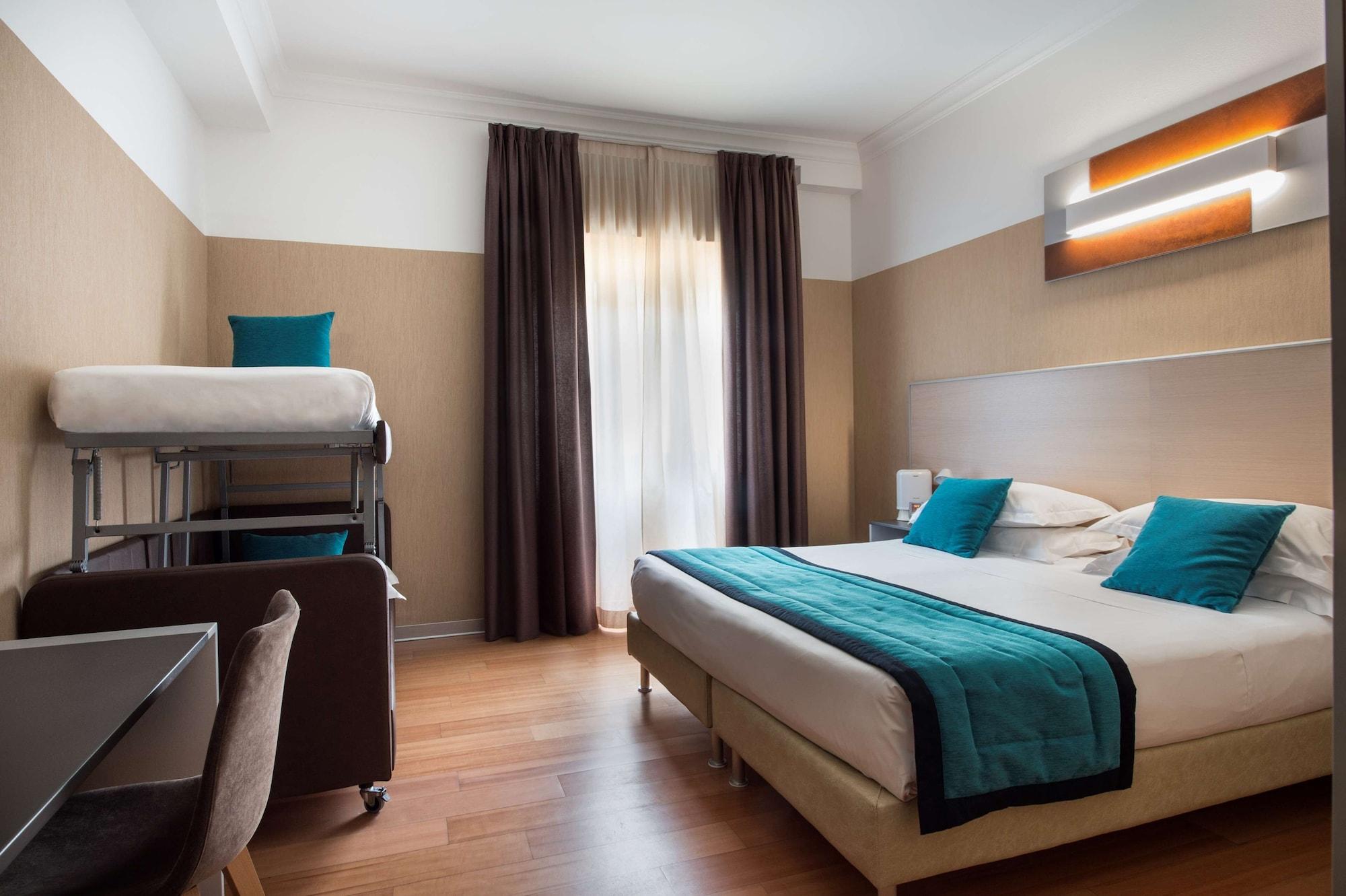 Best Western Plus City Hotel Genoa Exterior photo